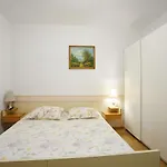 Apartament Marija *
